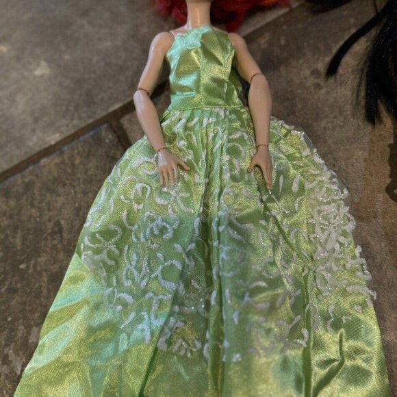 Superhero Lot: 6Poison Ivy Wonder Woman Harley Quinn Bumblebee SuperGirl Batgirl - Picture 2 of 15